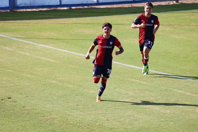 Jacopo Simonetta festeggia dopo il gol contro il Monza (foto Elena Accardi)