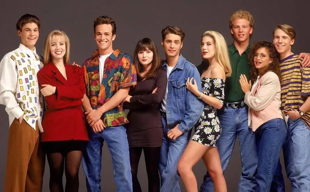 Il cast di Beverly Hills 90210 (Ansa)