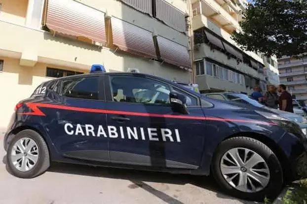 Il gambiano si è denudato davanti ai carabinieri