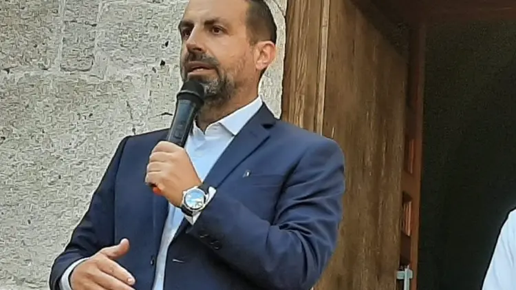 https://immagini.unionesarda.it/version/c:MmQzYmY3MGMtNWY3NC00:YzI2MTZmN2ItNDMzZi00/image.webp?f=16:9