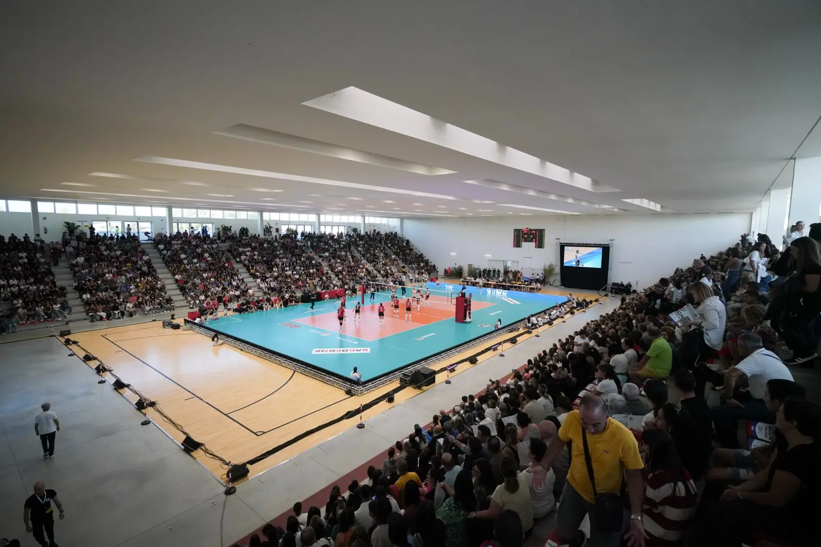 Squadre in campo al III Sardegna Volley Challenge (foto concessa)