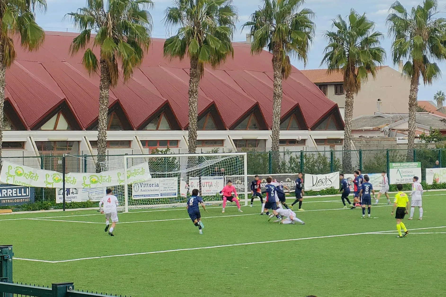 Un'immagine della partita tra Tharros e Pirri (foto di Giacomo Pala)