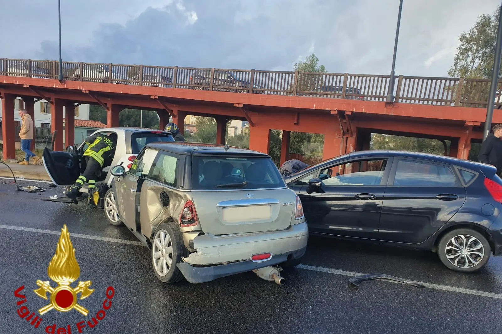 L'incidente a Olbia (foto vigili del fuoco)