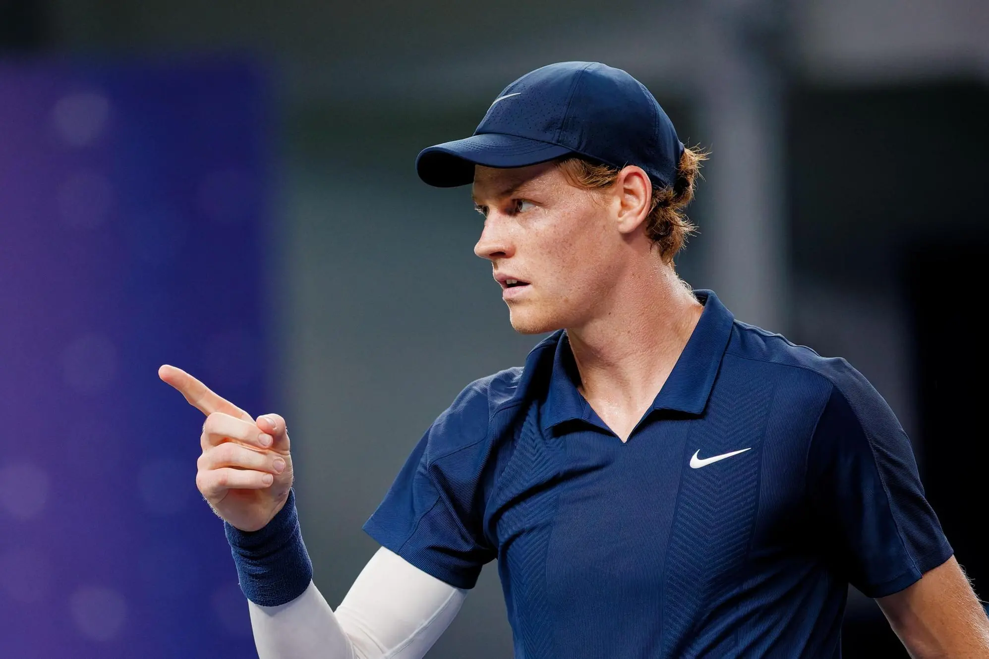 epa12432897 Jannik Sinner of Italy reacts during his Men's Singles match against Tallon Griekspoor of Netherlands at the Shanghai Masters tennis tournament in Shanghai, China, 05 October 2025. EPA/ALEX PLAVEVSKI