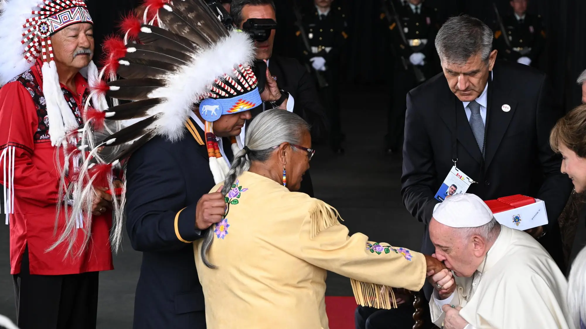 Pope Francis in Canada asks indigenous peoples for forgiveness
