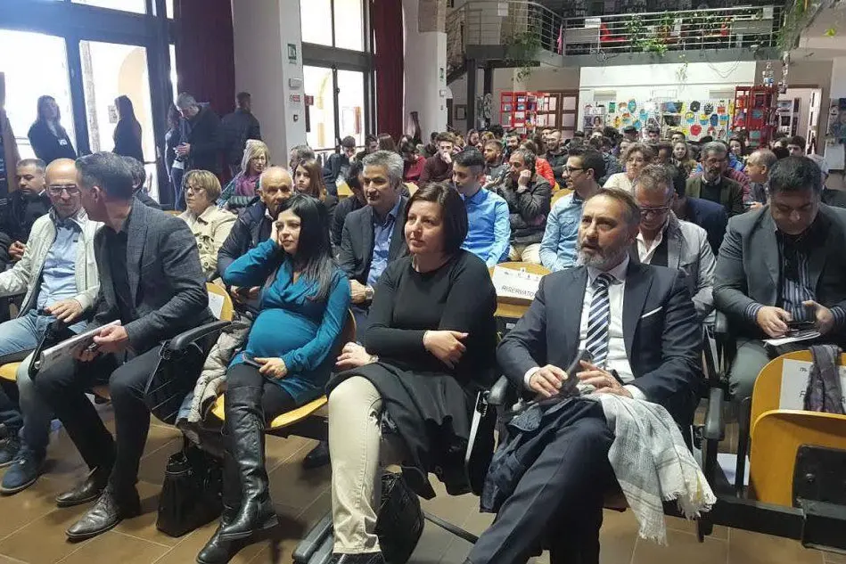 La cerimonia di consegna all'Its Sardegna