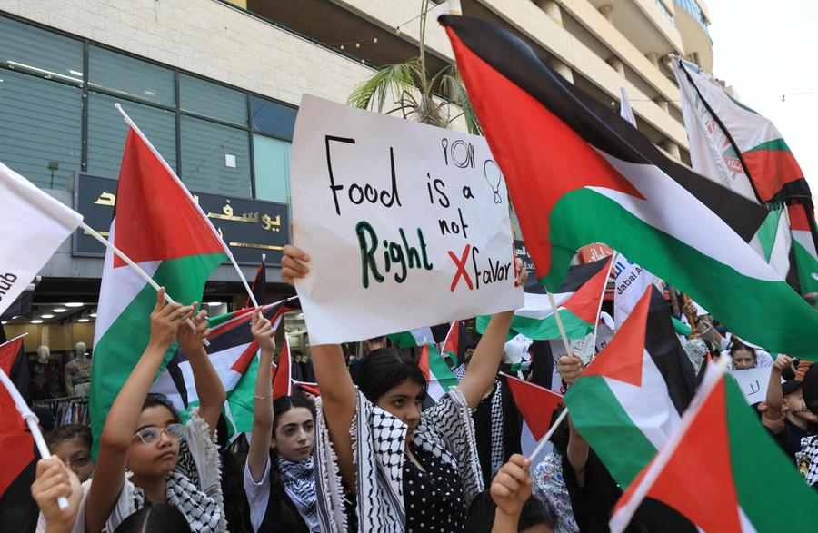 Evropska unija obsodila nasilje v Gazi, v Italiji pa polemika zaradi nagrade Salviniju