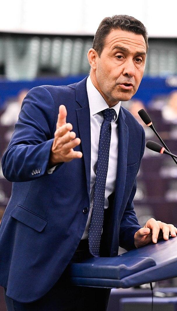 La provocazione del generale «Io, candidato governatore...»
