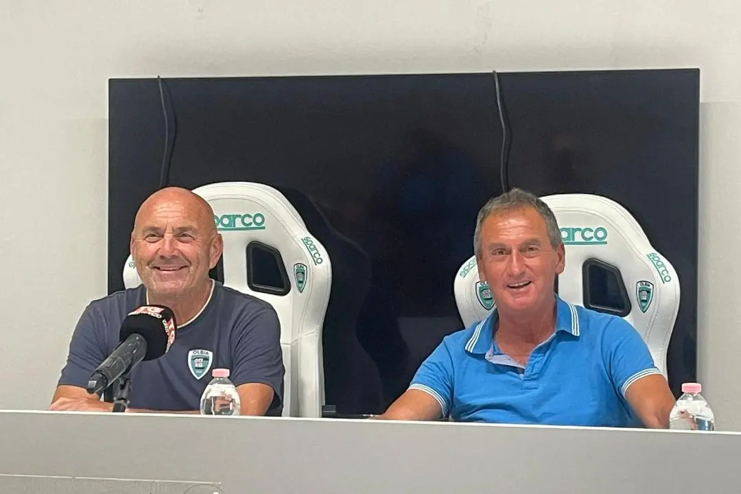 Giancarlo Favarin e Riccardo Pecchi nella sala stampa del “Nespoli” (foto Giagnoni)
