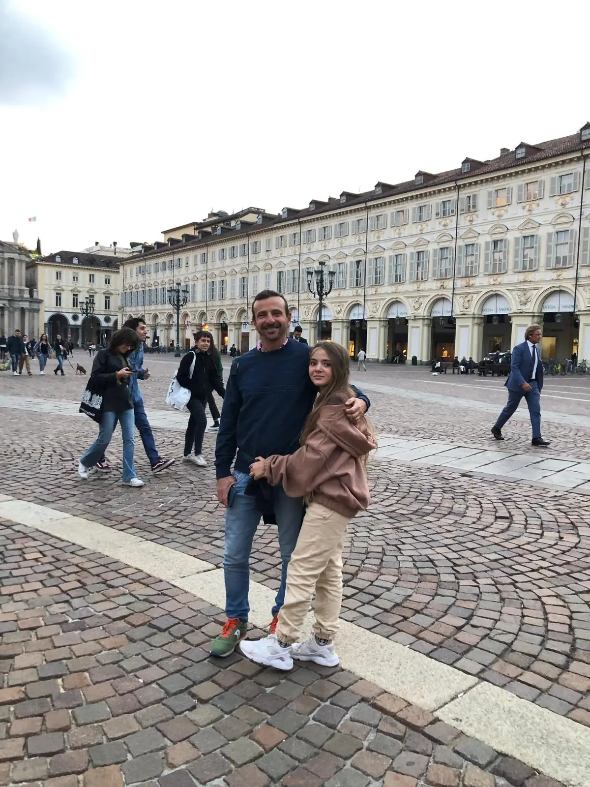 Carlo Usai con la figlia Camilla (foto concessa dalla famiglia Usai)