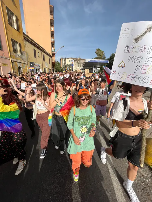 Il gay pride a Sassari (Ansa)