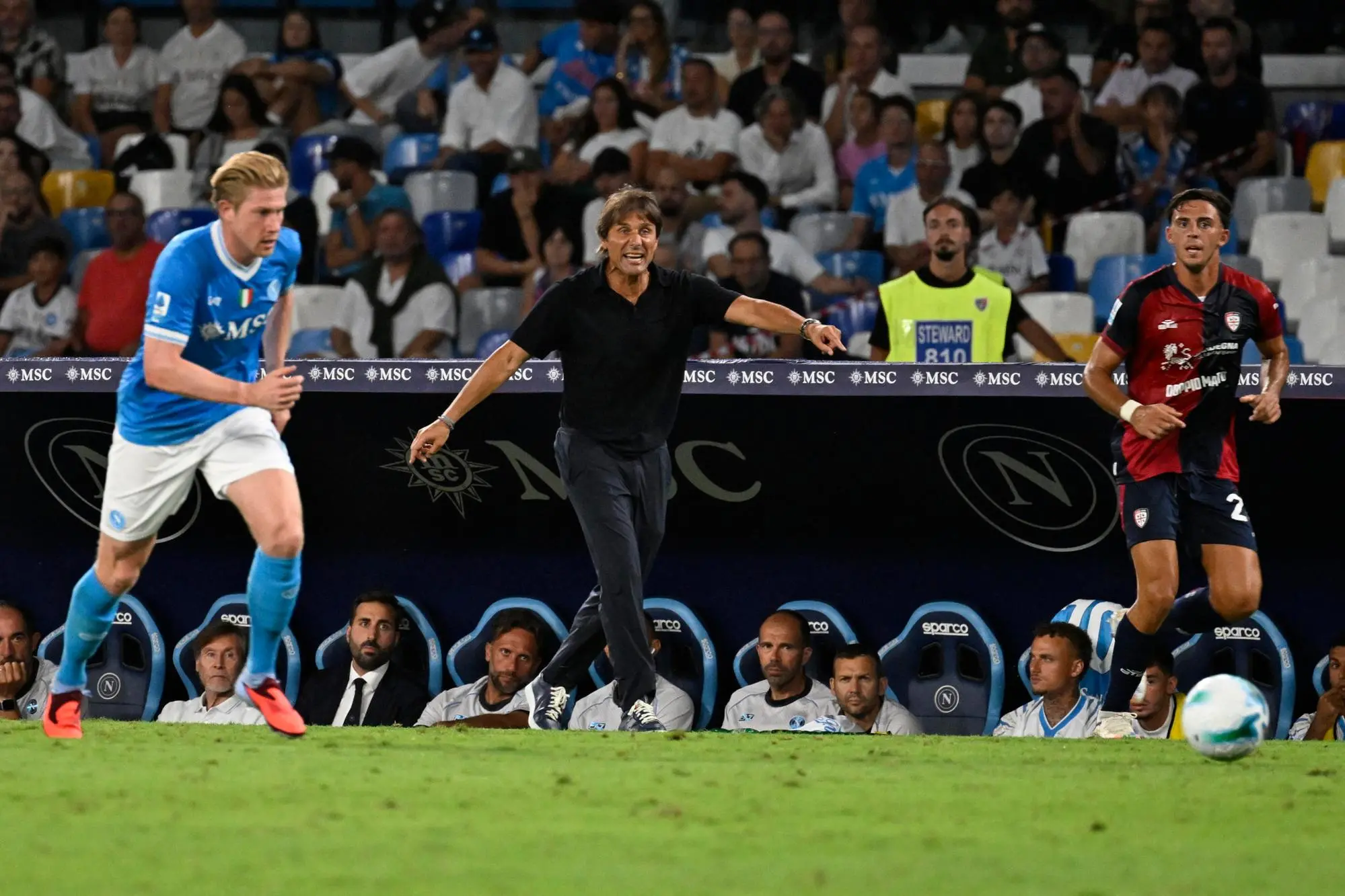 Antonio Conte in Napoli-Cagliari (foto Ansa)
