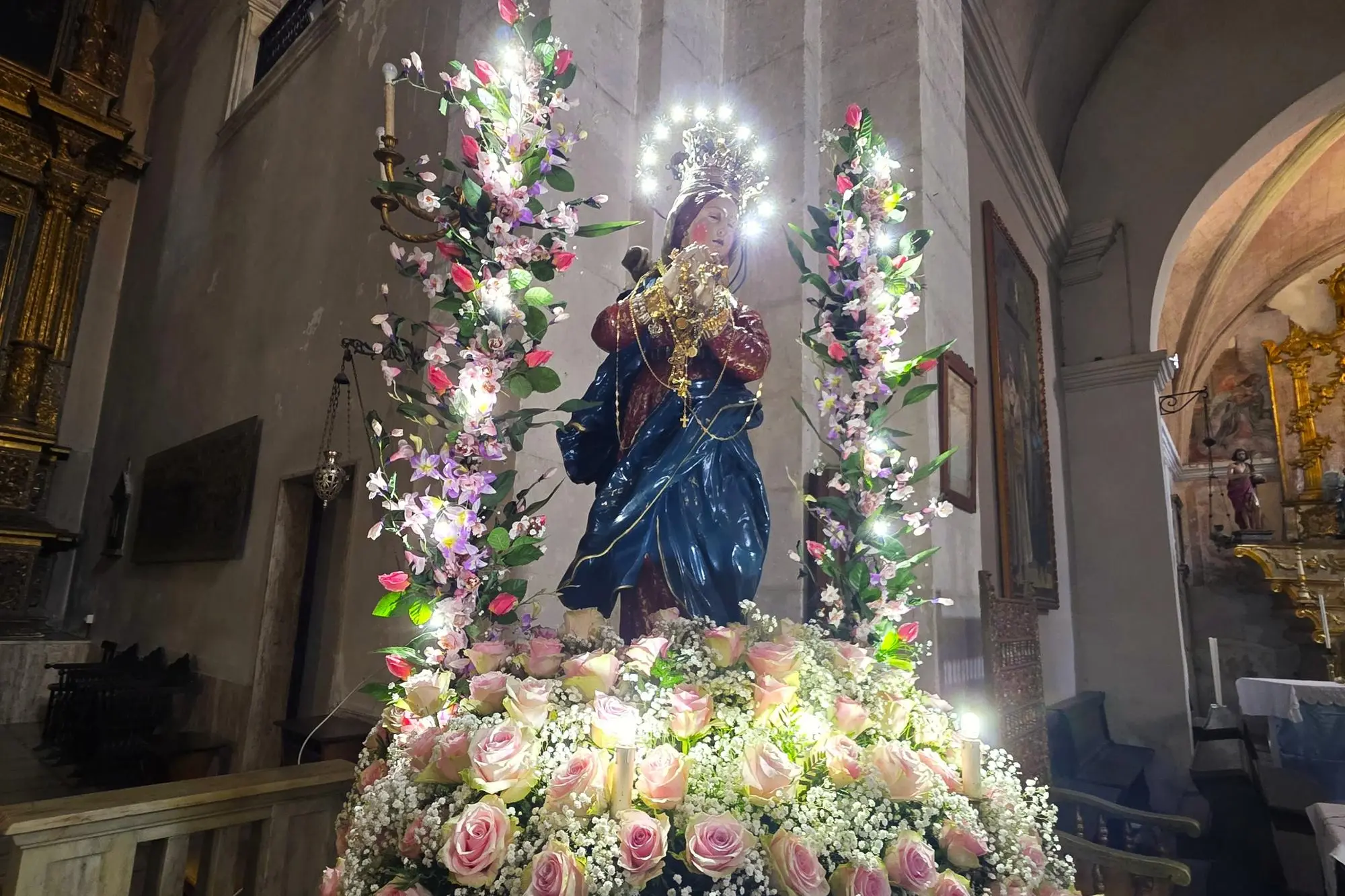 La Madonna della Salute dopo la vestizione nella chiesa di Sant'Antonio Abate