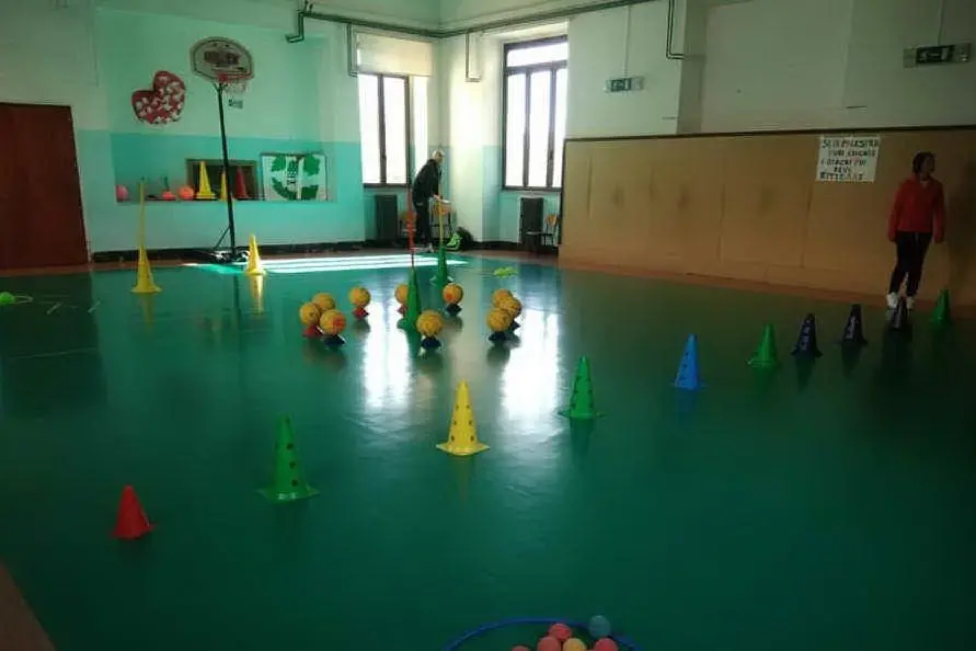 Minibasket a scuola (L'Unione Sarda - foto Sirigu)