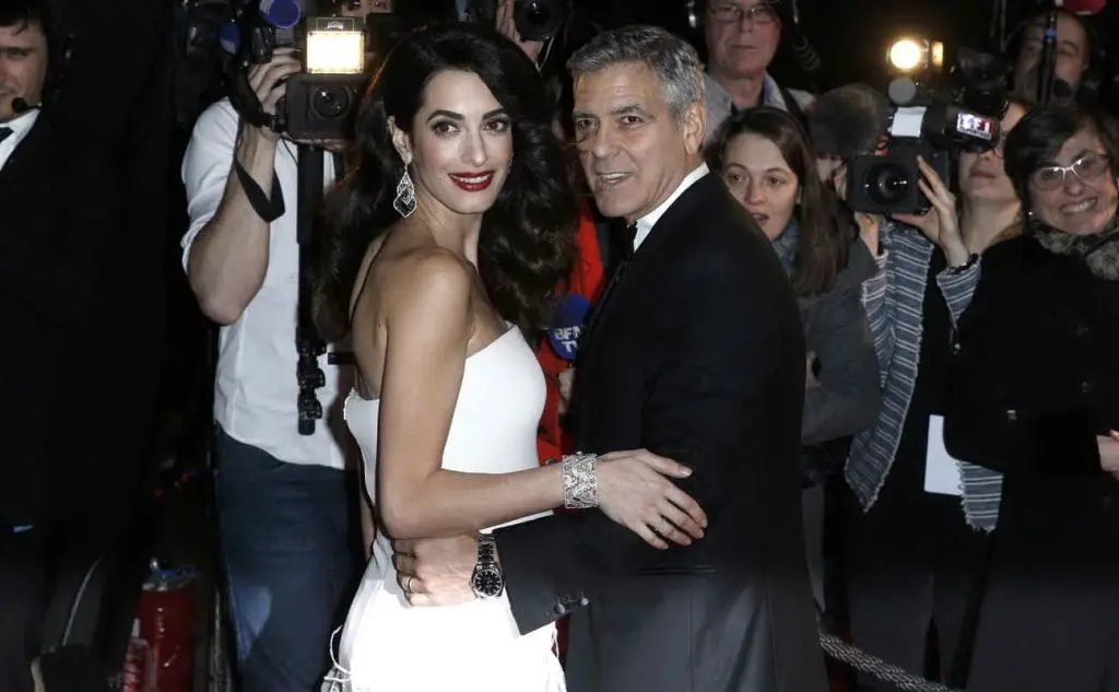George Clooney e la moglie: red carpet col pancione