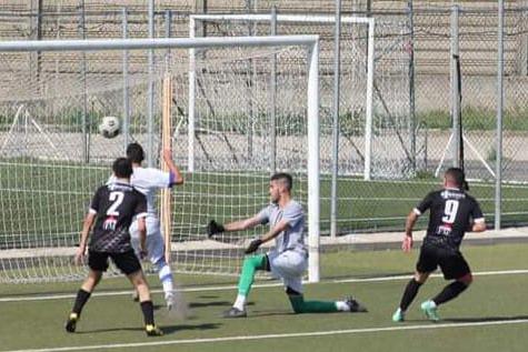 Il primo gol dell'Ossese siglato da Michele Chelo\u00A0contro la Nuorese (foto Tellini)