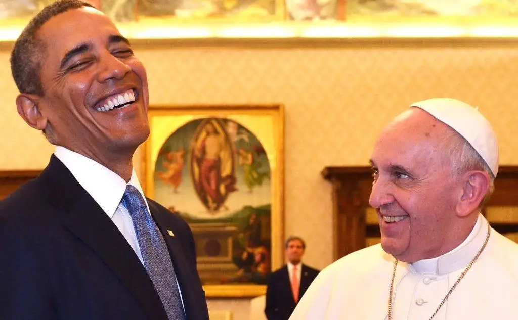 E qui è con Barack Obama (Ansa)