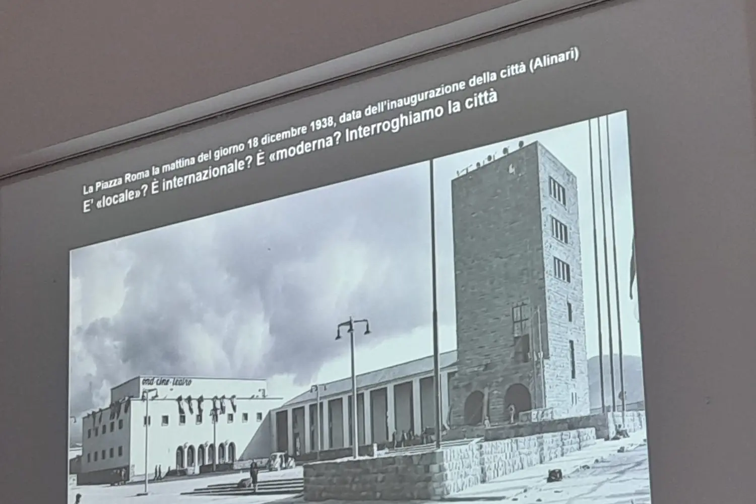 L'urbanista Antonello Sanna racconta la città di fondazione. (Foto Scano)