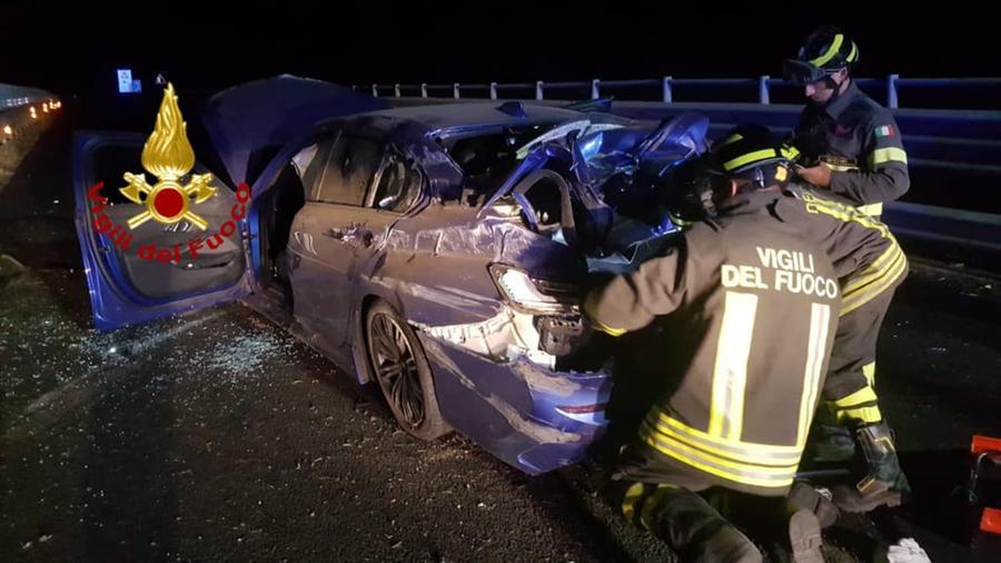 Incidente Sulla Statale 131 Auto Finisce Contro Il Guardrail L Unione Sarda It