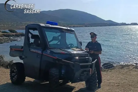 Carabinieri all'Asinara