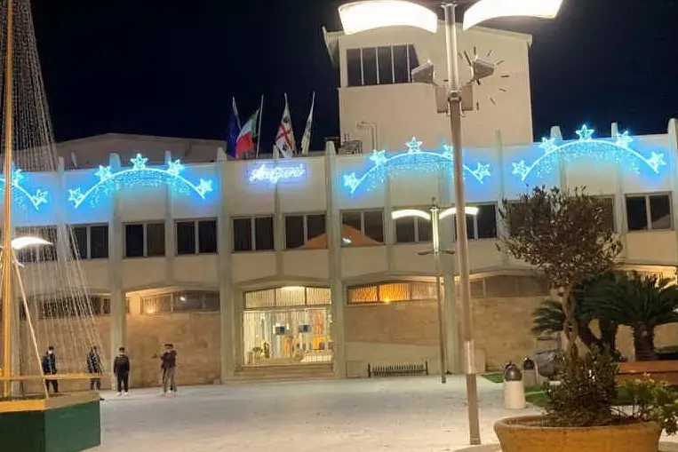 Il palazzo comunale (foto Pala)