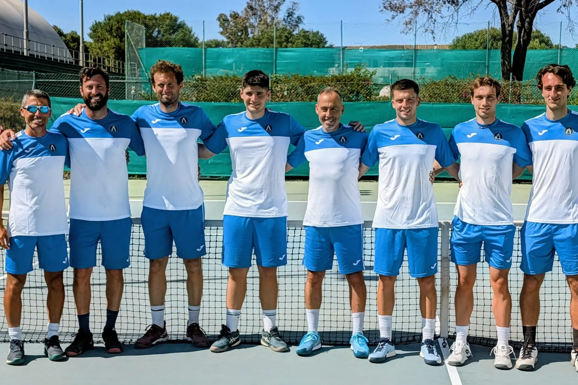 La squadra maddalenina in campo oggi (foto concessa)