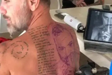 Il tatuaggio in corso d'opera