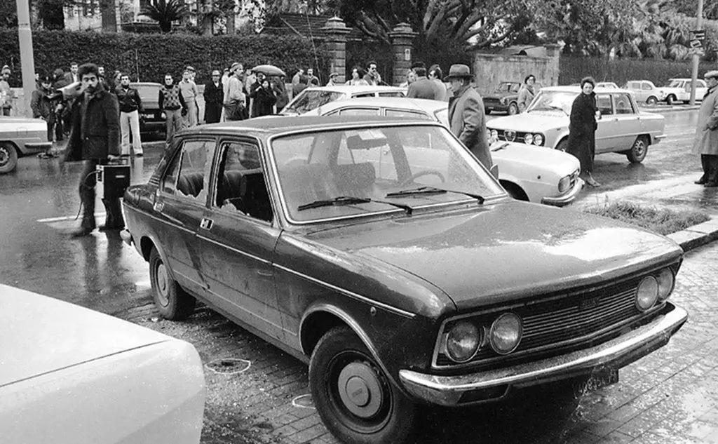 Il 6 gennaio 1980 la mafia uccideva Piersanti Mattarella, il luogo dell'omicidio