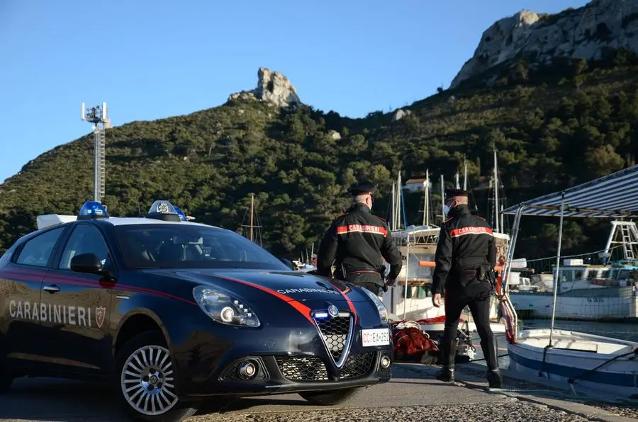 L'intervento stamattina dei carabinieri (foto Cc Cagliari)