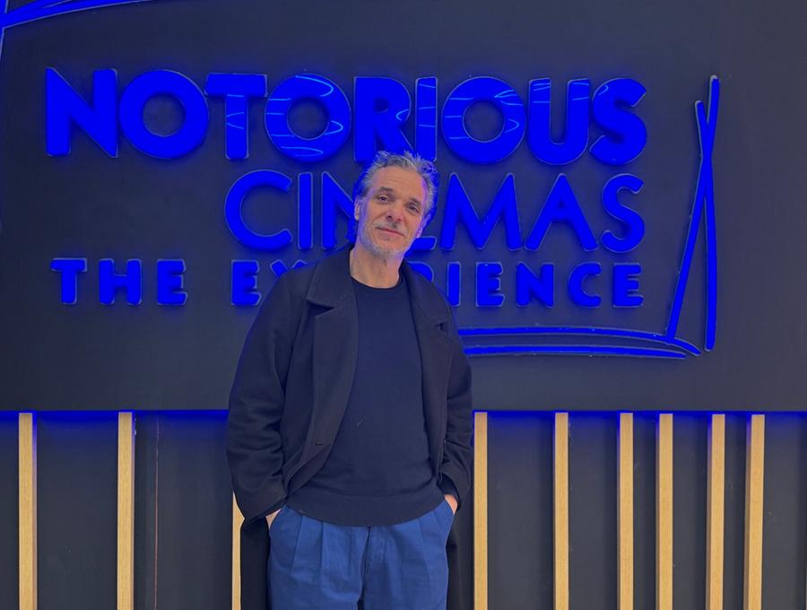 Francesco Colella è “Il dio dell’amore”