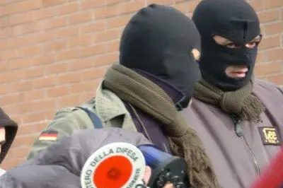 L'operazione dei Ros è scattata all'alba