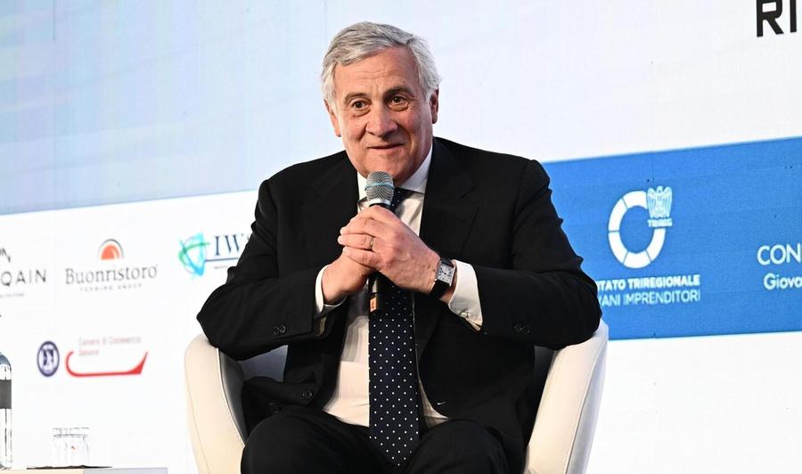 Accise, ipotesi taglio per tutto giugno