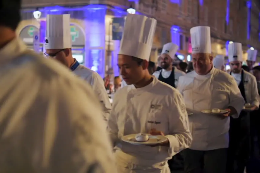 Cena dei Mille 2026: Gennaro Esposito guest chef a Parma