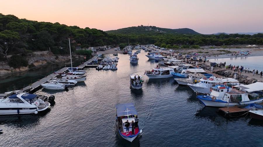 Fermo pesca per il poligono, indennizzi celebrati a Sant’Anna Arresi: «Impiegati al lavoro con le lacrime agli occhi»