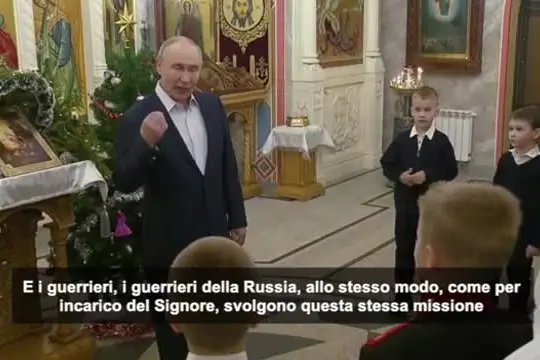 Il Natale ortodosso di Putin celebrato con bambini in divisa militare