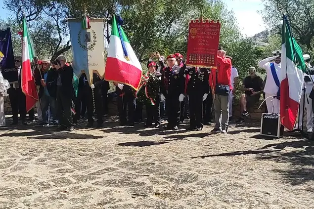 Caprera, onori a Garibaldi (foto Ronchi)