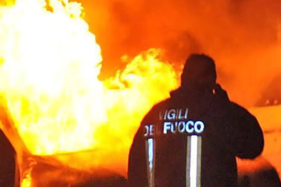 Vigili del fuoco in azione