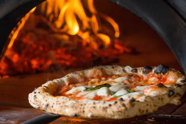 Pizza (foto Ansa)
