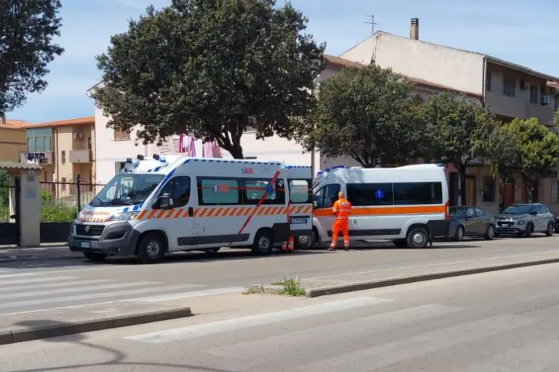 Le ambulanze sul luogo dell'incidente (foto Pala)