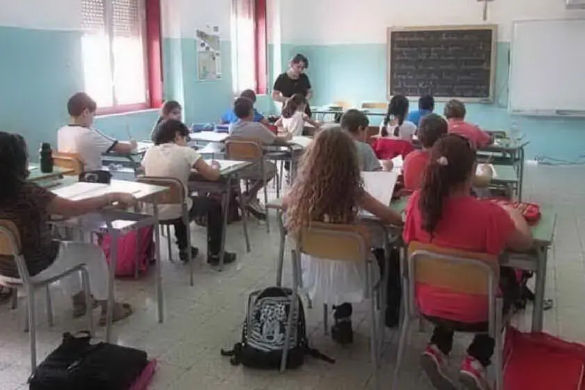 Una scuola elementare (archivio L'Unione Sarda)