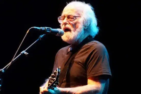 Robert Hunter (foto da frame video)