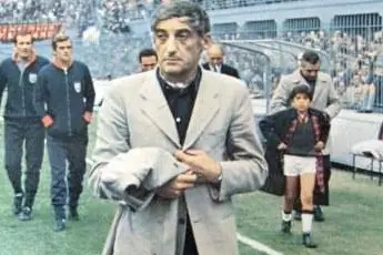 Manlio Scopigno, allenatore del Cagliari dello scudetto (Archivio)