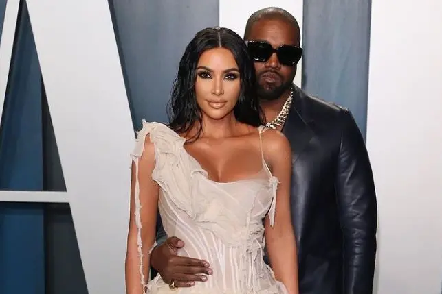 Kim Kardashian e Kanye\u00A0West (foto Instagram)
