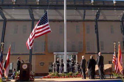 Razzi contro l'ambasciata Usa a Baghdad: tre vanno a segno