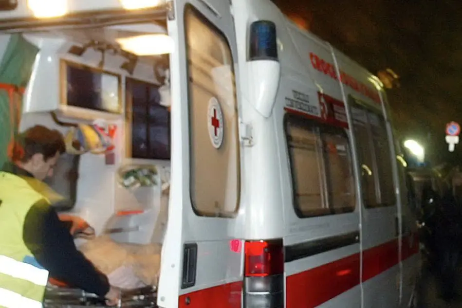 Un'ambulanza del 118