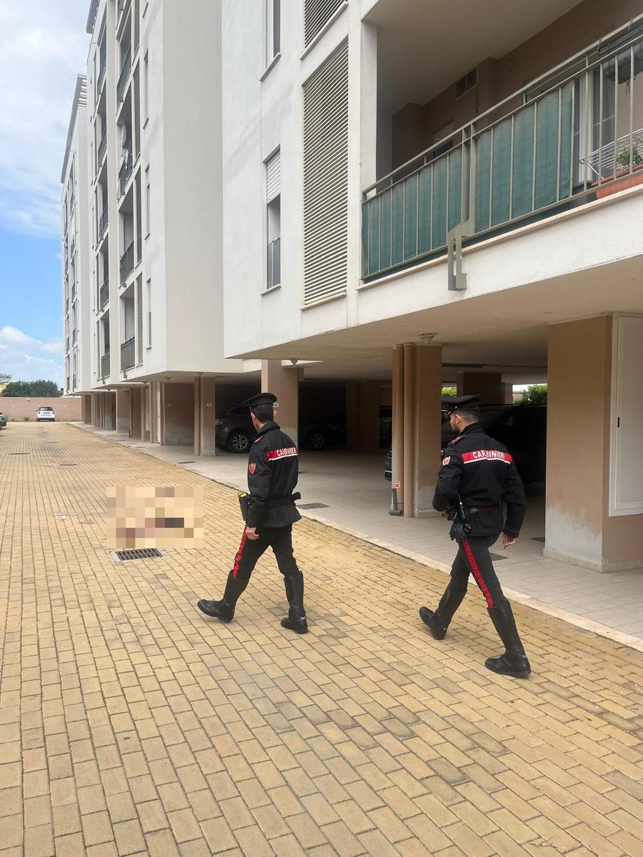 Morta a Selargius dopo una caduta dal terzo piano: sul corpo nessun segno di violenza