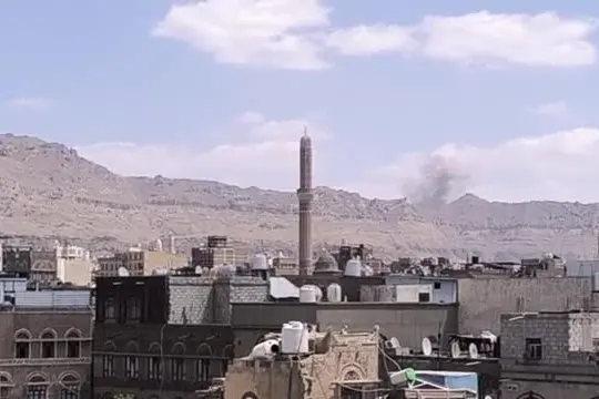 Nella capitale dello Yemen fumo sopra le zone residenziali