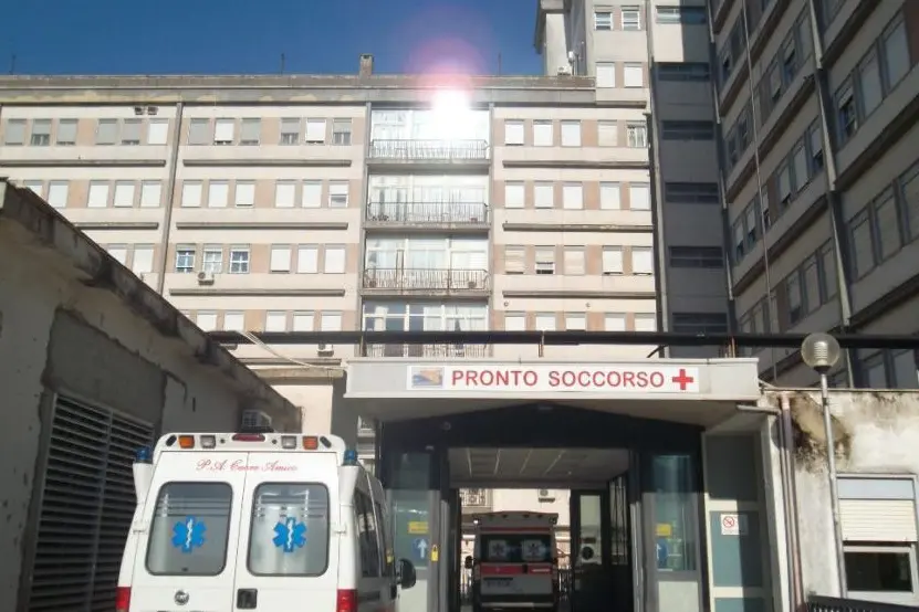 Il pronto soccorso dell'ospedale Sant'Elia (foto da google)