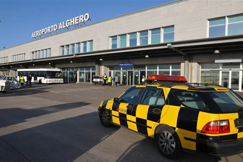 L'aeroporto di Alghero  (L'Unione Sarda)