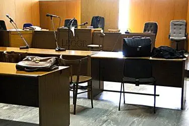 Un'aula del tribunale di Oristano